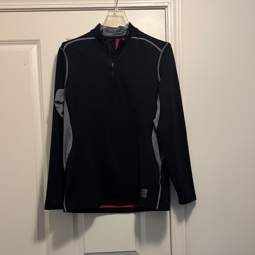 Nike Black and Gray Men's Performance Top